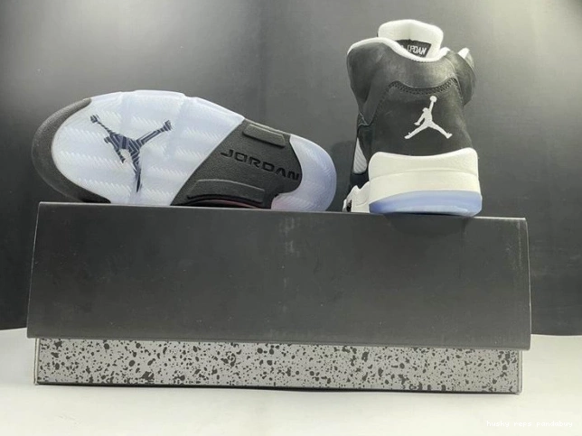 Rep Husky 5 JORDAN OREO CT4838-011 AIR 0824
